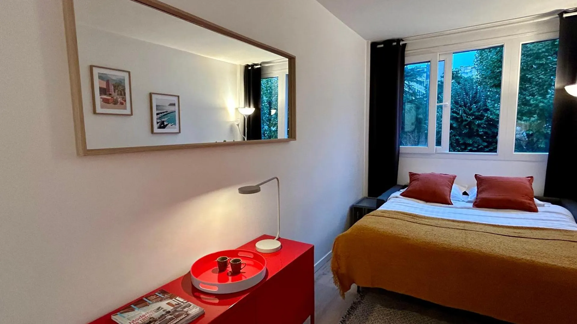 Fully Equipped Studio Near Metro Paris 0*,